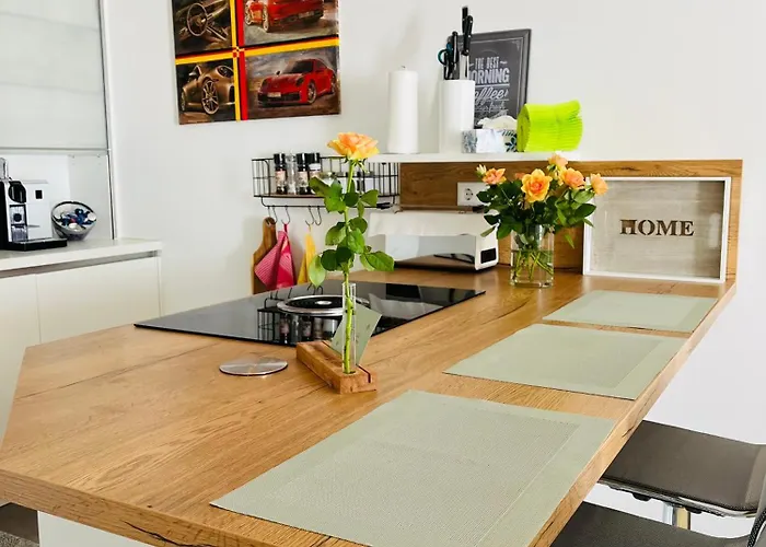 Saur اممنستاد ام بودينسي